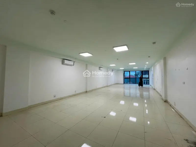 Cho Thuê Văn Phòng Tại Phùng Hưng- Yên Xá, 120 M2/Tầng, Sàn Thông Giá Rẻ