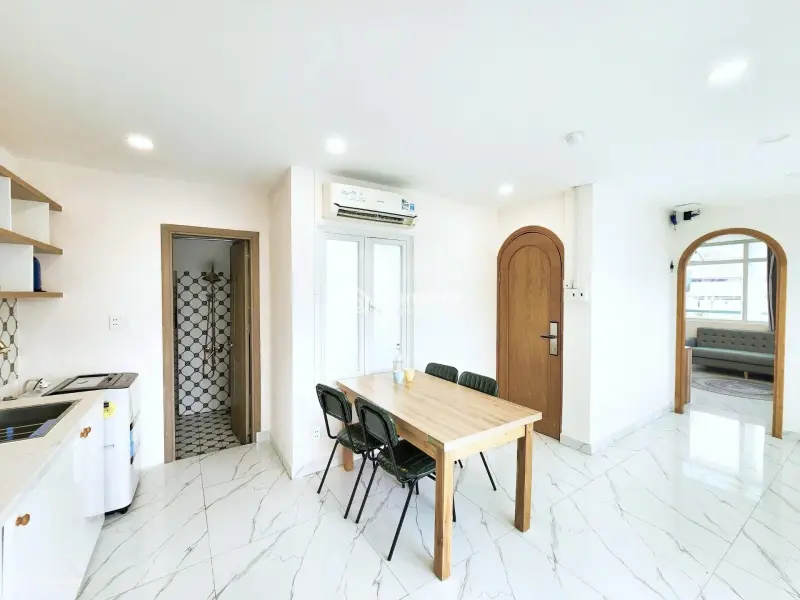 Cho Thuê Căn Hộ 1Pn_ Penthouse Quận 1_Sát Cầu Ông Lãnh_Gần Landmark 81_Full Nội Thất_Ban Công