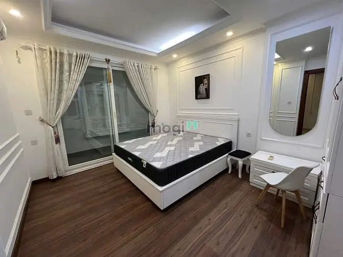 Nhà Cho Thuê - 1 Trệt 2 Lầu - Thảo Điền, Quận 2 (Dt 13X11M). Giá 65Tr
