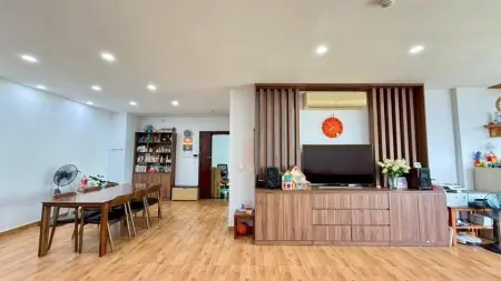 Satra Eximland, Phan Đăng Lưu, P1 - Pn 3Pn, 145M2, Ntcb, 21Tr/Th