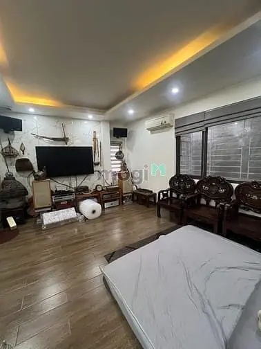 Nhà Ngõ 67- Nguyễn Văn Cừ 38M²-5T, Ôtô Cổng, 3 Bước Ra Mặt Phố