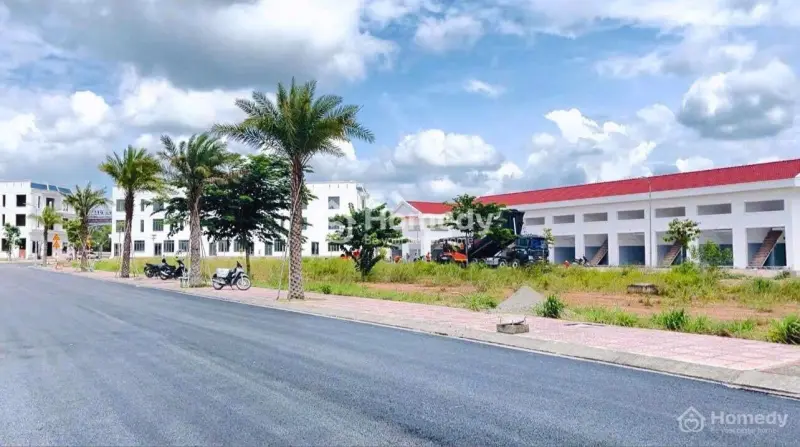 Bán Nhanh Lô Đất Ngay Khu Phố Ẩm Thực Á - Âu, Đất Đẹp, Dân Đông. Chỉ 1,1 Tỷ/ Nền Bao Sang Sổ