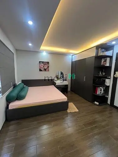 Nhà Ngõ 67- Nguyễn Văn Cừ 38M²-5T, Ôtô Cổng, 3 Bước Ra Mặt Phố