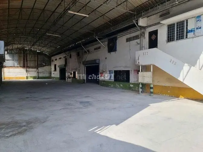 Cho Thuê Kho Xưởng 1.850M² Mặt Tiền Tỉnh Lộ 10, Bình Tân, Giá 160Tr/Th