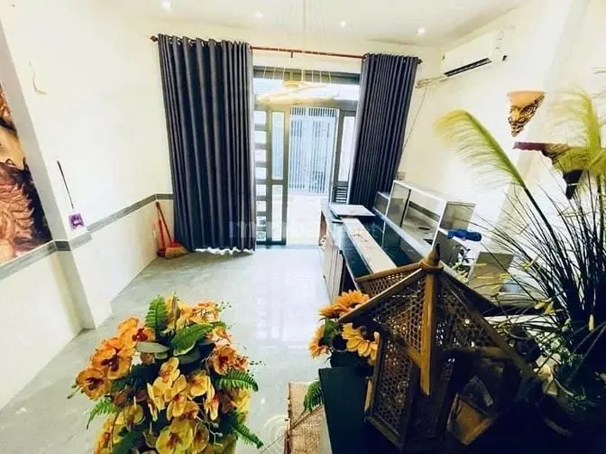 Bán Gấp Nhà Lê Hồng Phong Quận 10 – 3Pn 3Wc – Chỉ 4 Tỷ420