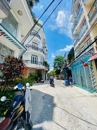 Chính Chủ Bán Nhà 4 Tầng Hẻm 8M, Phường 15, Tân Bình, Gần Sân Bay