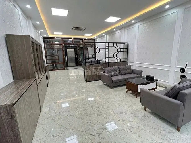 Còn Thơm Mùi Sơn-Có Thang Máy Mặt Tiền Số 58 Hoa Lan Phú Nhuận