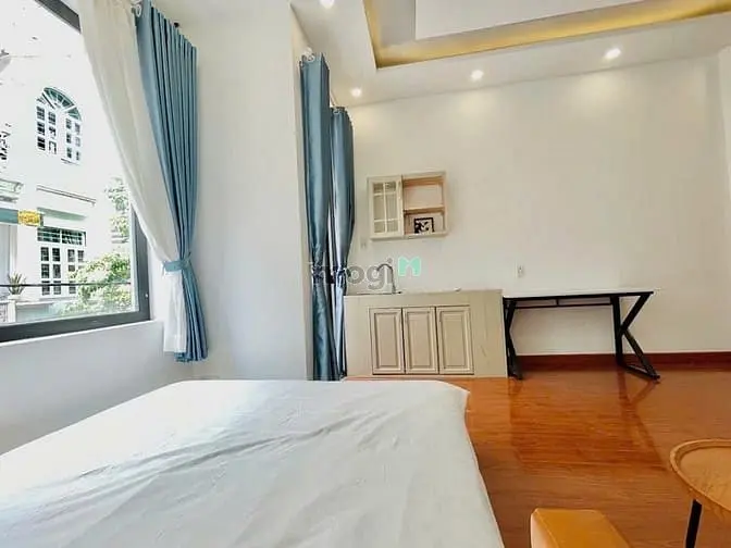 Studio Ban Công Rộng Rãi Thoáng Mát Ngay Nguyễn Văn Linh