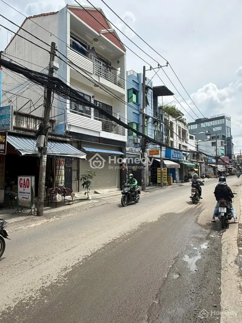 Hàng Ngộp Bank – Mặt Tiền Đường Phường 11, Quận Gò Vấp