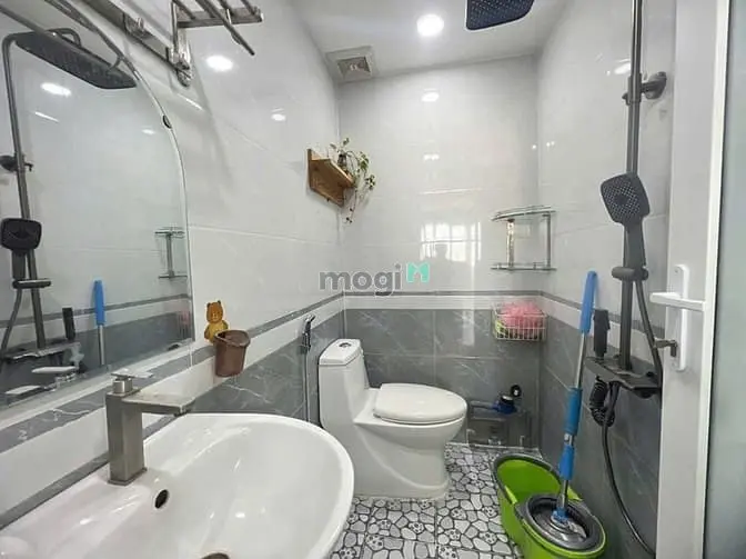 Chung Cư Đặng Văn Ngữ,Phú Nhuận: 80M2,2P Ngủ, Nt, 12,5Tr