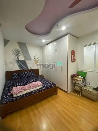 Bán Chung Cư H2 - 92M2 2Pn2Wc - 5,5 Tỷ ( Đã Có Sổ )