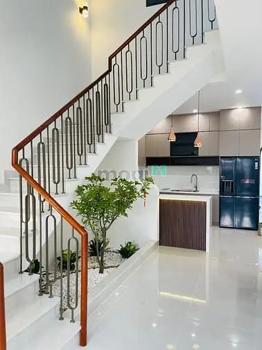 Bán Nhà 1 Trệt 2 Lầu Chính Chủ, Giá Rẻ Đường Hồ Văn Cống, Tp. Thủ Dầu