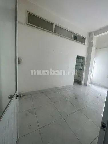 Cho Thuê Nhà Góc 2 Mặt Tiền 111 Trần Khắc Chân, Quận 1
