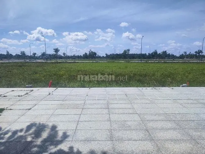 Nền Shophouse Mặt Tiền Đường Đt 818 Ngang 6M Đói Diện Xã Thủ Thừa