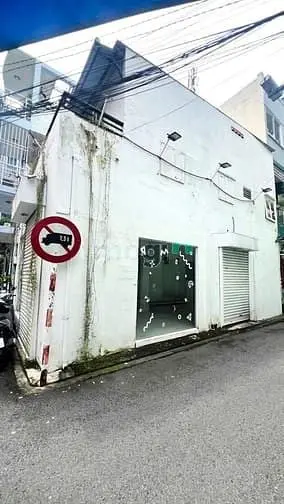 Siêu Phẩm Cho Thuê Góc 2 Mặt Tiền Ốp Kính – Đặng Văn Ngữ, Phú Nhuận