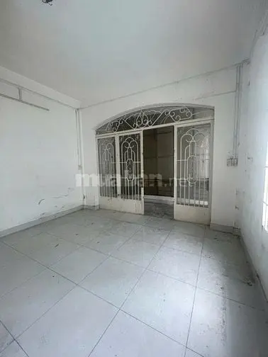 Cho Thuê Nhà Góc 2 Mặt Tiền 111 Trần Khắc Chân, Quận 1