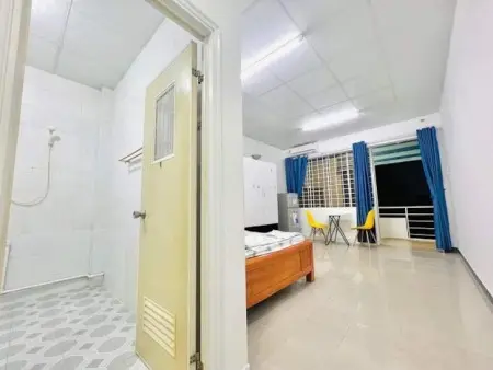 Cho Thuê Căn Hộ Full Nội Thất Có Thang Máy Ngay Trung Tâm Phú Nhuận Gần Sân Bay Tiện Di Chuyển Q1 Q3