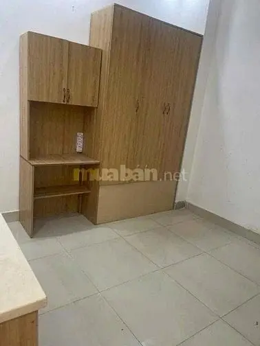 Cho Thuê Hẻm Nc Giá Rẻ,Đường Hòa Hưng, Phường 13, Quận 10, Giá 11Tr