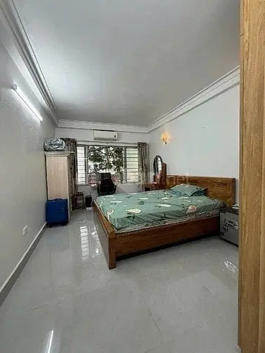 Nhà Đẹp Giá Tốt - Vị Trí Sêu Đắc Địa - Ô Tô Đỗ Cửa - Chỉ 4 Tỷ