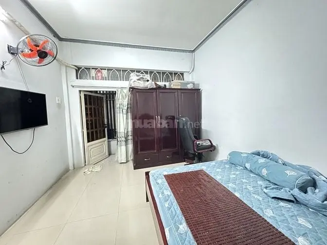 Bán Nhà Dương Bá Trạc – 2 Mặt Hẻm – 5 Phút Tới Q1,Q5,Q4,Q7– Giá 4,6 Tỷ