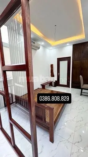Ngay Ngã Tư Sở- 50M Ra Ô Tô - Thiết Kế Không Gian Mở - Thoáng Sáng