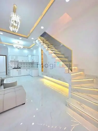 Nhà Đẹp 1 Lầu – Mặt Tiền Kinh Doanh – Xe Hơi Tới Nhà –Nhà Bè Gần Quận