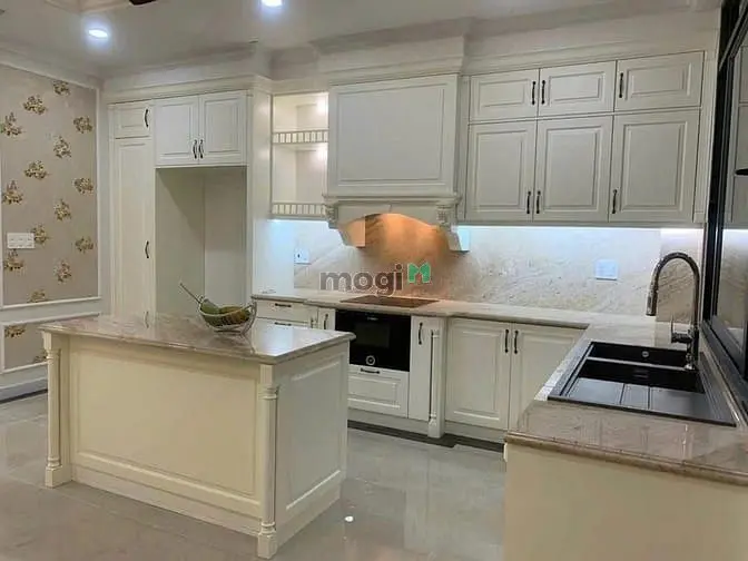 Biệt Thự Phong Cách Châu Âu, Phường 12, Quận 10