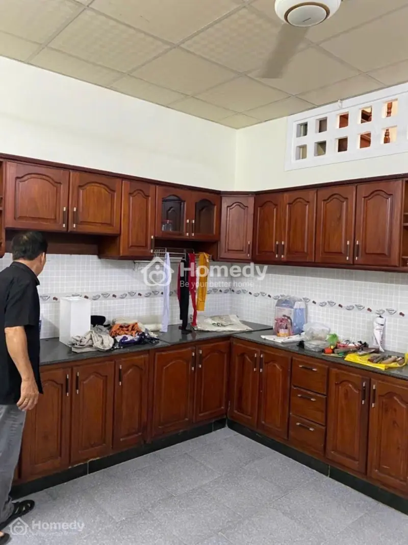 Phú Nhuận - Bán Nhà Mặt Tiền 98M2 - Gấp Bán Chỉ Nhỉnh 17 Tỷ Tl