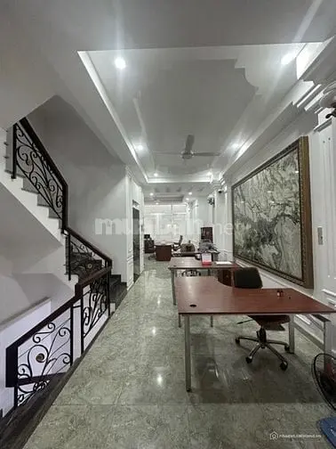 Bán Biệt Thự Hẻm Oto Phan Văn Trị 6 Lầu Thang Máy 90M2
