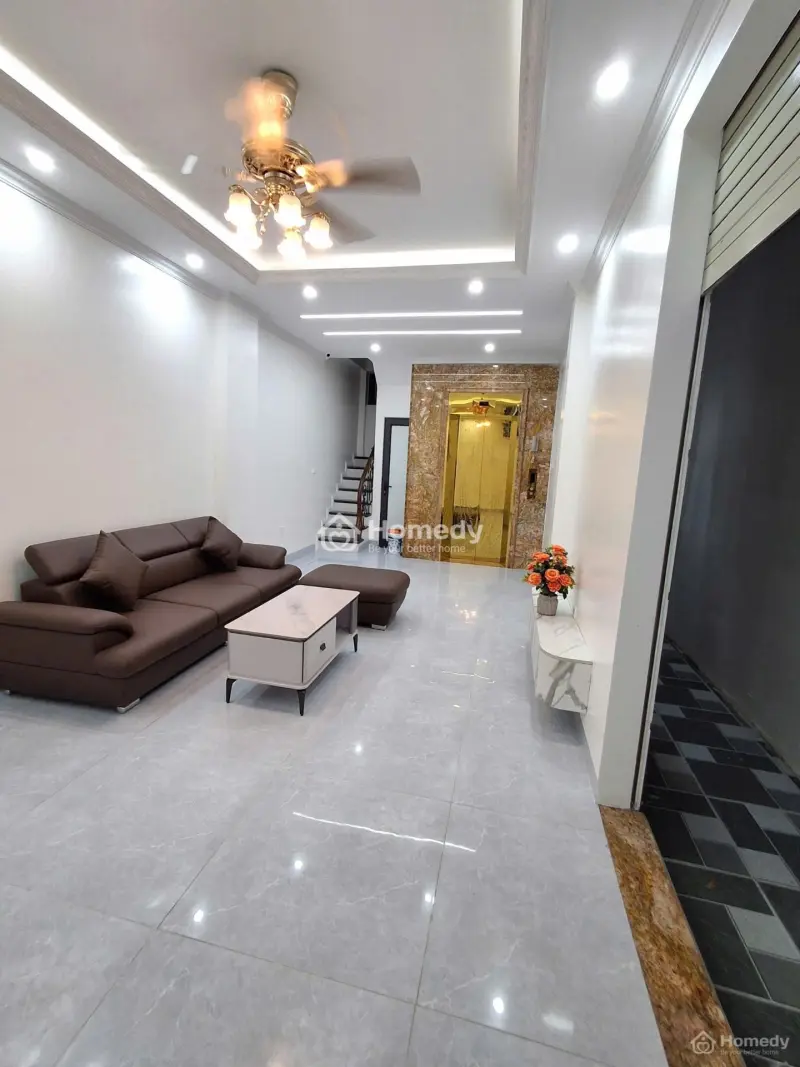 Bán Nhà Đẹp Ở Ngay Ngô Thì Nhậm Hà Đông, Ô Tô Vào Nhà, Lô Góc 3 Mặt Thoáng, Lake View Đỉnh