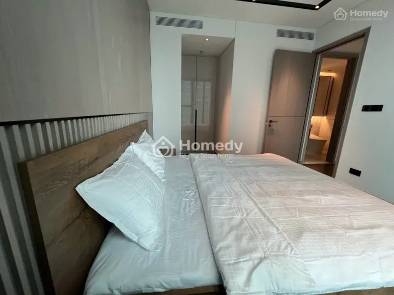 Cho Thuê Gấp Chcc Grand Marina Q1, 2Pn,1Wc, Full Nt, Layout Hiếm, View Siêu Đẹp, Hàng Hot, Uy Tín !