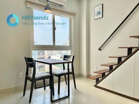 Cho Thuê Căn Hộ Duplex Cửa Sổ Trời Full Nội Thất Hiện Đại Gần Đại Học Văn Hiến Quận Tân Bình