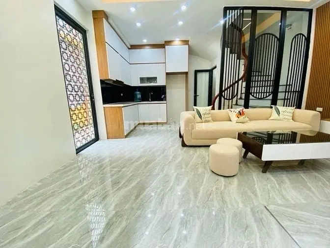 Bán Nhà Lô Góc Phố Phùng Khoang,Nhà Mới 5Tầng,Oto Đỗ Cửa,Giá 11,2Tỷ