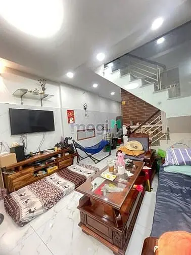 Bán Nhà 2 Tầng Hẻm Thông Thoáng, Cách Đường Xe Hơi 20M Huỳnh Tấn