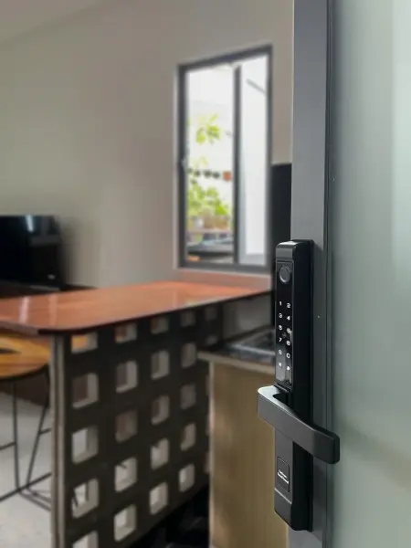 Cho Thuê Phòng Trọ Quận 3, Cửa Sổ Trời, Máy Giặt Riêng, Studio 35M2, Gần Co.opmart Nhiêu Lộc