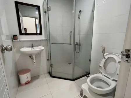 Chung Cư Screc , Trường Sa, Q3: Giá 13Tr/Th, 80M2- 2Pn, Nội Thất