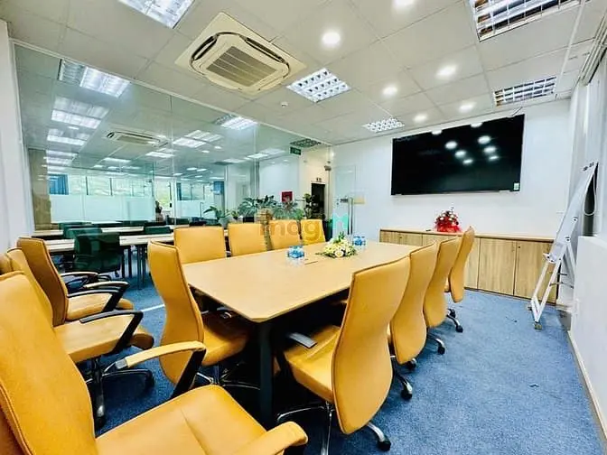 Văn Phòng 140M2 Full Nội Thất Tại Trương Văn Bang, Q2. Giá 45Tr/Th