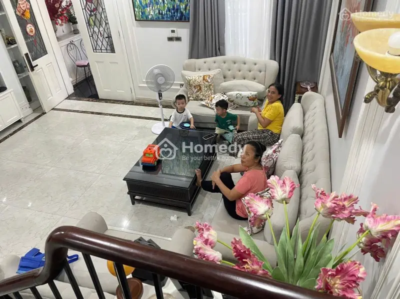 Cho Thuê Nhà 4 Tầng Trên Đường Nguyệt Quế 22 - Vinhomes Riverside Long Biên - 35 Triêu/Tháng