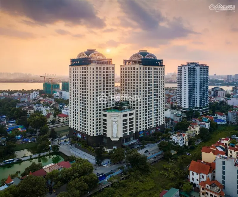 Cơ Hội Hiếm! Căn Hộ 3Pn 135M², Giá 16,5 Tỷ Dleroi Soleil Đẳng Cấp Nhất Hồ Tây. 0914 772***