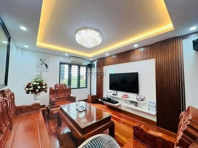 Bán Nhà Tạ Quang Bửu_ Bách Khoa_ Hai Bà Trưng_Dt 75M2- Có Sân Rộng