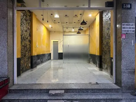 Mặt Bằng Kinh Doanh Vàng Tại Điện Biên Phủ, Q.10 – 35M², Toilet + Lối Đi Riêng!