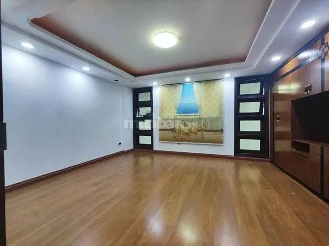 Cho Thuê Tòa Nhà Văn Phòng 580M2 Ngã Tư Sở Thanh Xuân