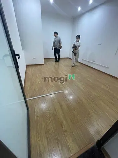 Cho Thuê Nhà Riêng Trung Hòa Nhân Chính, Diện Tích 65 M2 X 5 Tầng
