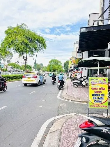 1058B Trường Sa, Q3 Thông 453/Lê Văn Sỹ Hẻm 6M Đúng 1 Căn