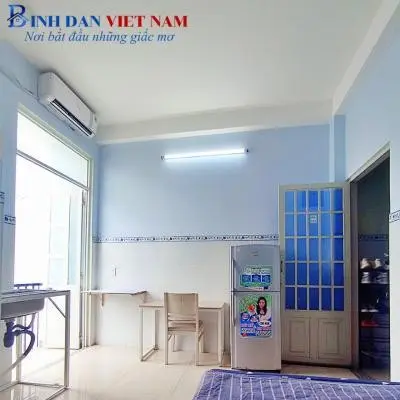 Cho Thuê Phòng Trọ Có Ban Công Full Nội Thất Giá 4Tr Cách Đh Tài Chính - Marketing 900M