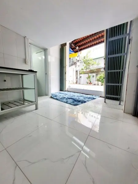 Cho Thuê Phòng Trọ Mặt Tiền Kinh Doanh Dương Quảng Hàm, Gò Vấp – 25M² Có Gác