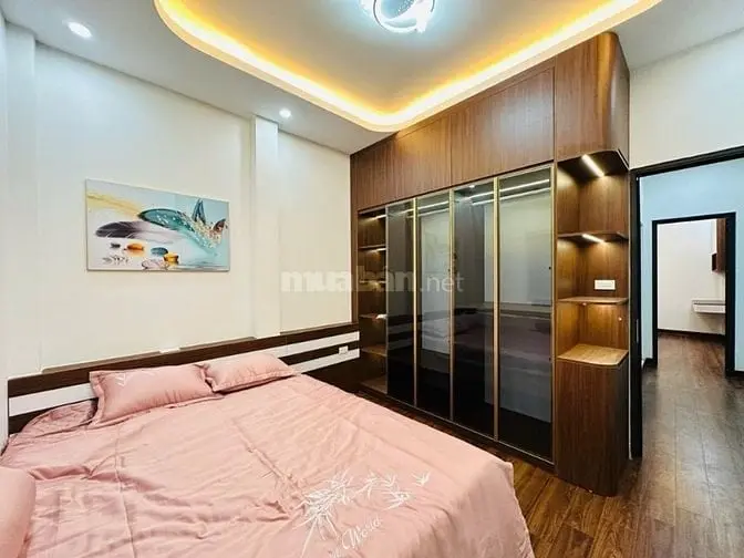 Bán Nhà Hàm Nghi, 2 Mặt Ngõ Trước Sau, Thông Số Đẹp, Full Nội Thất Xịn