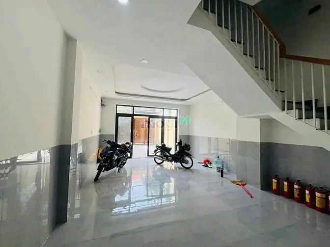 Bán Nhà Mặt Tiền 6 Tầng (5X19) 122 An Nhơn P17 Gò Vấp (11 Phòng )
