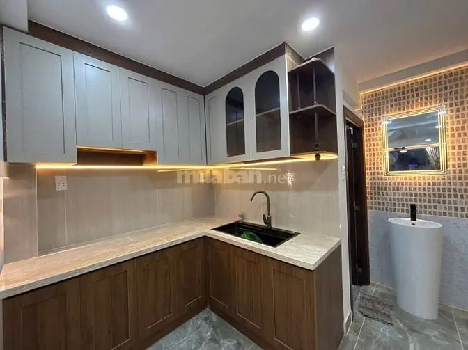 Nhà Đẹp Giá Tốt Hoàng Văn Thụ, P.2, Tân Bình – Gần Sân Bay