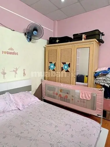 Cô 7 Cần Bán Gấp Nhà Giá 1Tỷ400 - Sổ Hồng Riêng